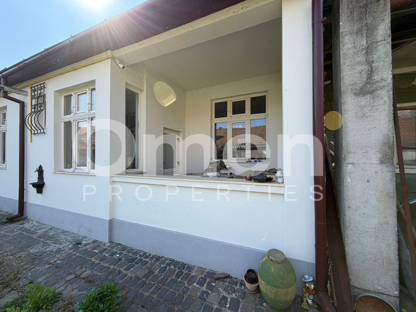 Casa renovata cu curte pentru inchiriere, zona Centrul Vechi - Poză 13