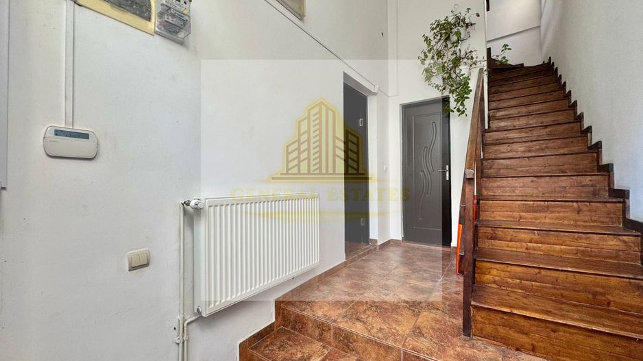 Spre Vânzare Proprietate remarcabilă cu 6 camere în inima Iașului ! - Poză 10