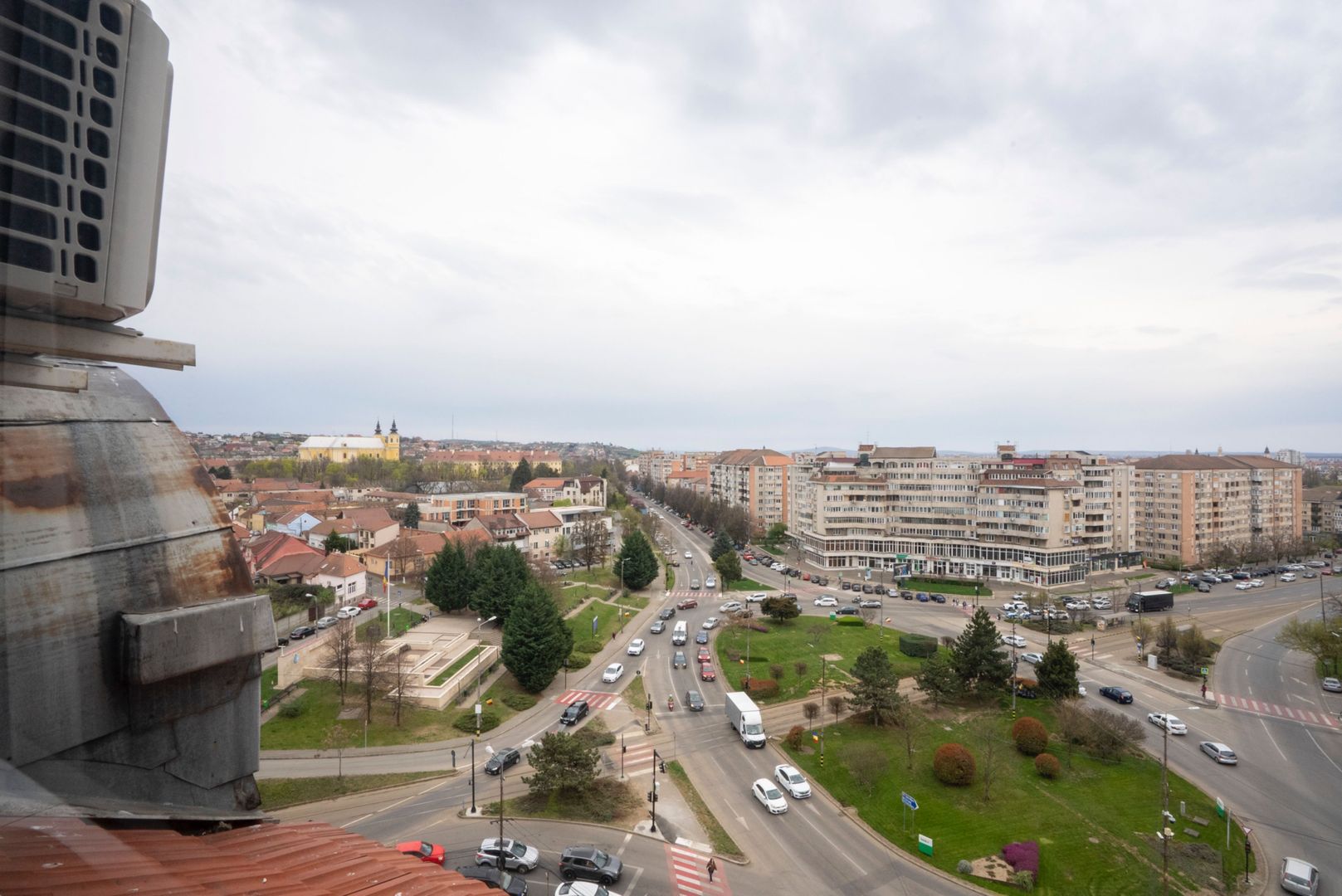 Apartament mare 3 camere 2 bai Decebal Dacia - Poză 13