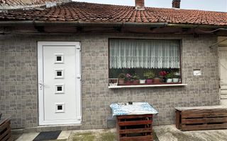 Apartament la casa zona ultra centrala cu teren de 122 mp - Poză 4