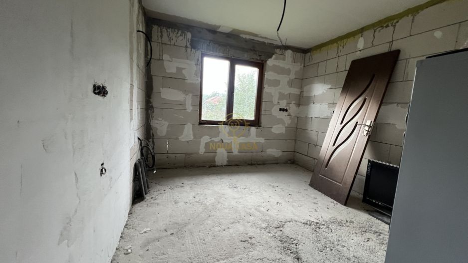 !LISTARE NOUA! Casa de vanzare in Comuna Lazuri /Teren 3800MP - Poză 5