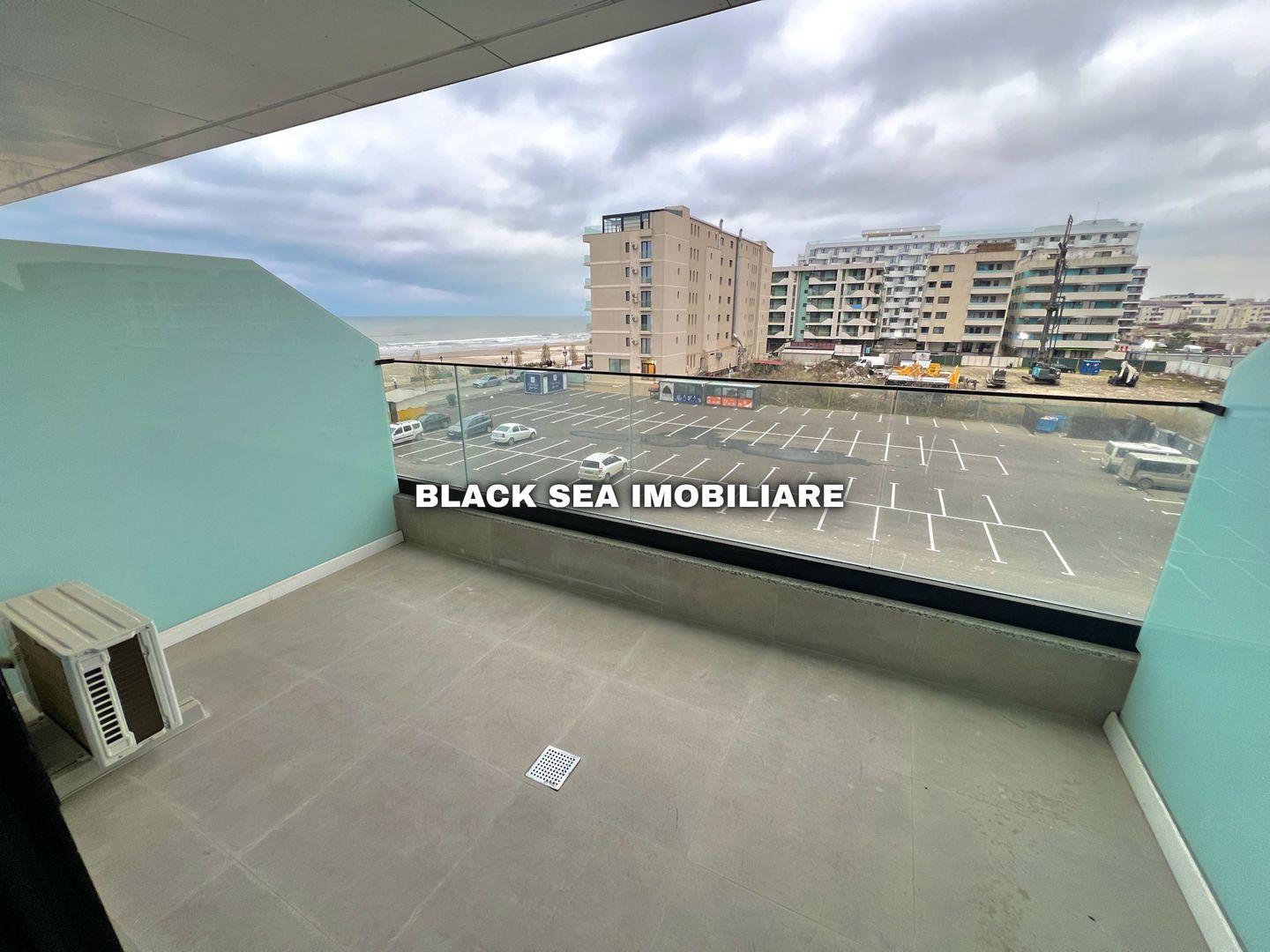 Studio Exclusivist in Mamaia Nord l Prima Linie - Parcare Privata - Poză 9