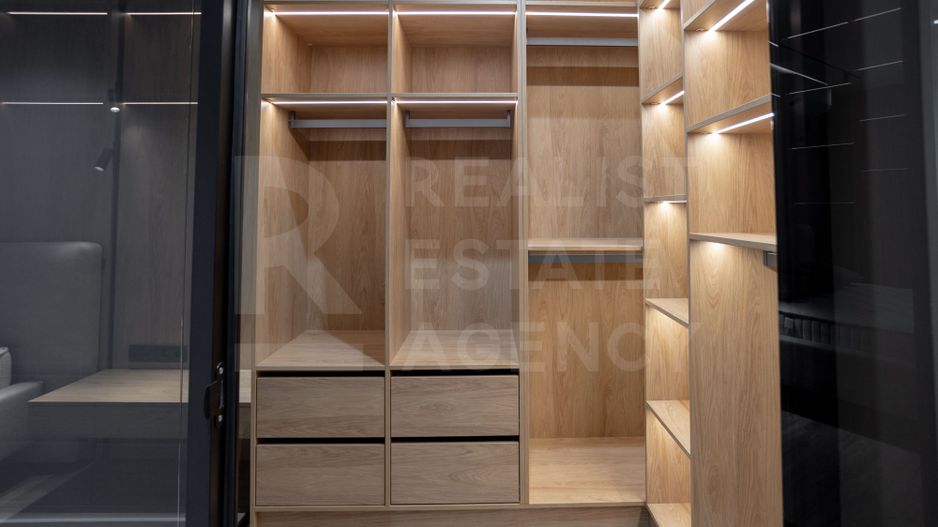 Vânzare, apartament, 2 odăi + living, str. Tricolorului, Centru - Poză 17