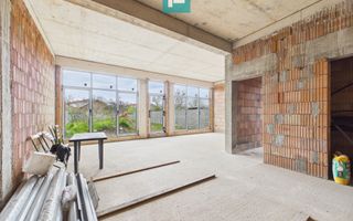 Casă la roșu cu piscină-Pârneava-767 mp teren - Poză 2