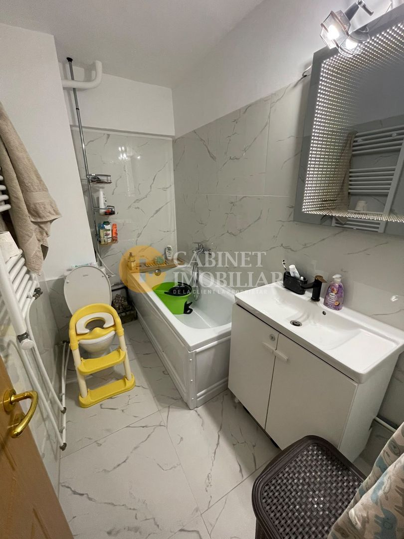 Ultracentral - 3 camere - 2 bai - etaj 3/4 - renovat + Boxa subsol - Poză 8