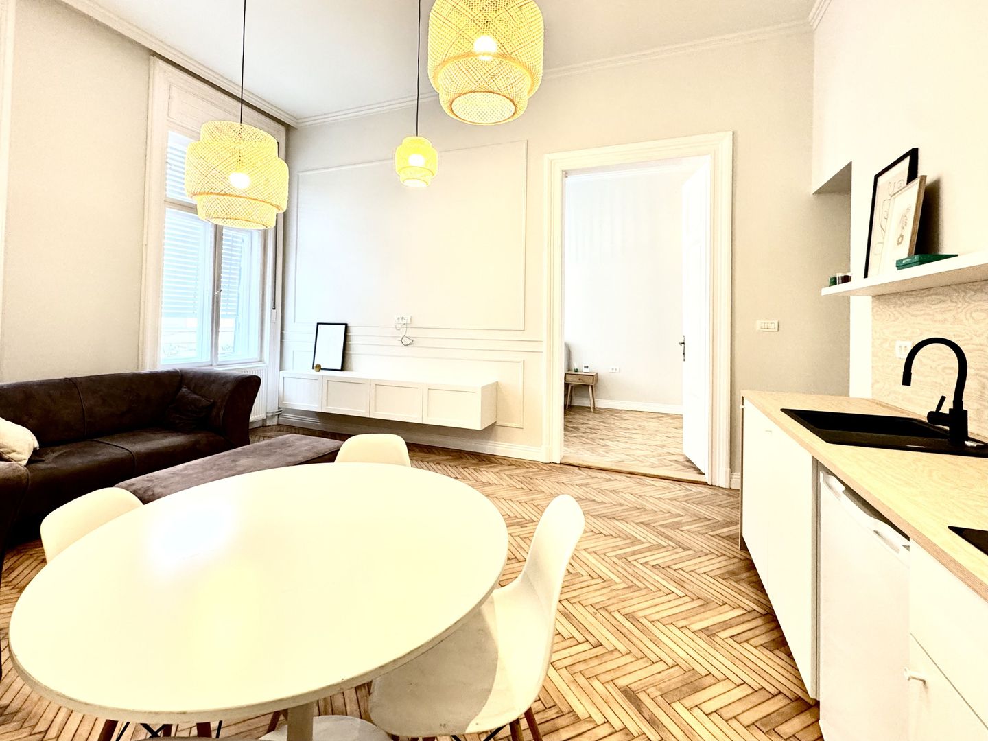 Apartament elegant si vibrant, prima inchirere,  Central - P-ta Maria - Poză 3