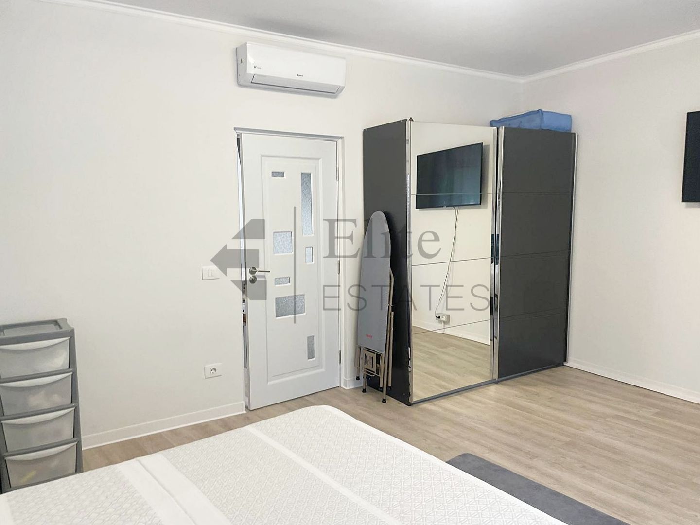 Casa cu 4 camere central in Oradea - Poză 10