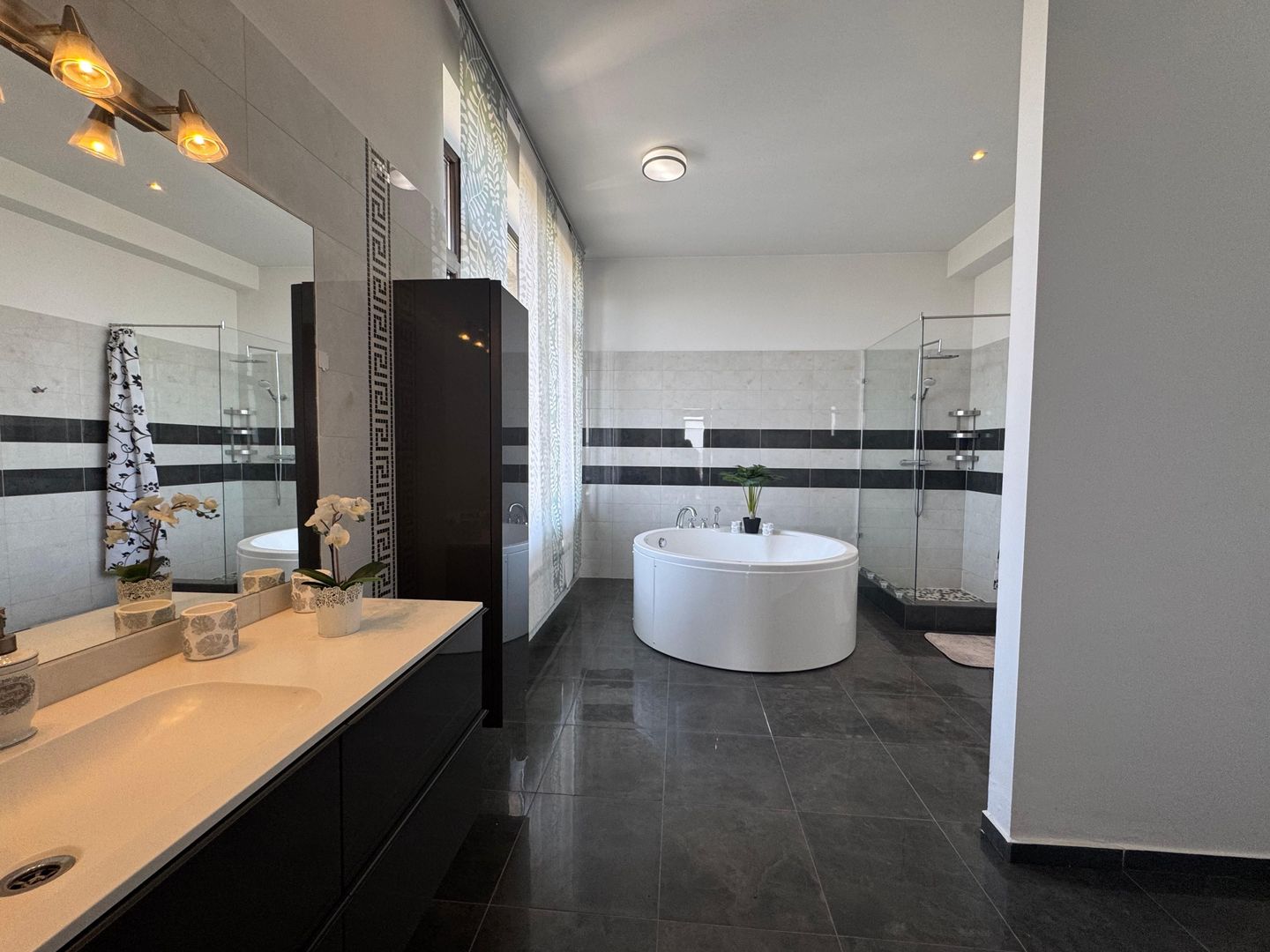 Inchiriere PENTHOUSE 250 mp+ 320 mp terasa| BANEASA- Privighetorilor - Poză 9