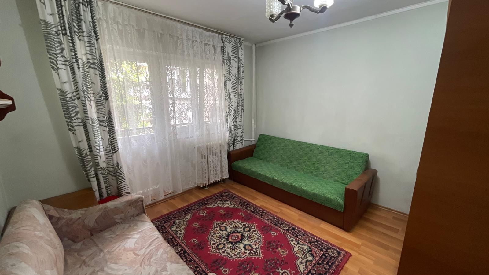 APARTAMENT 3 CAMERE ETAJ 2 NUFARUL - Poză 3