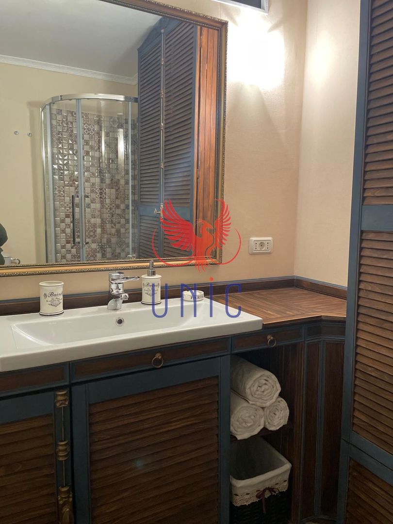 Proprietate deosebita, in inima orasului - Poză 34