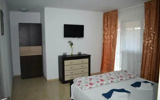 Afacere Turistică la Cheie | Pensiune 14 Camere | 7 min de Plajă - Poză 13