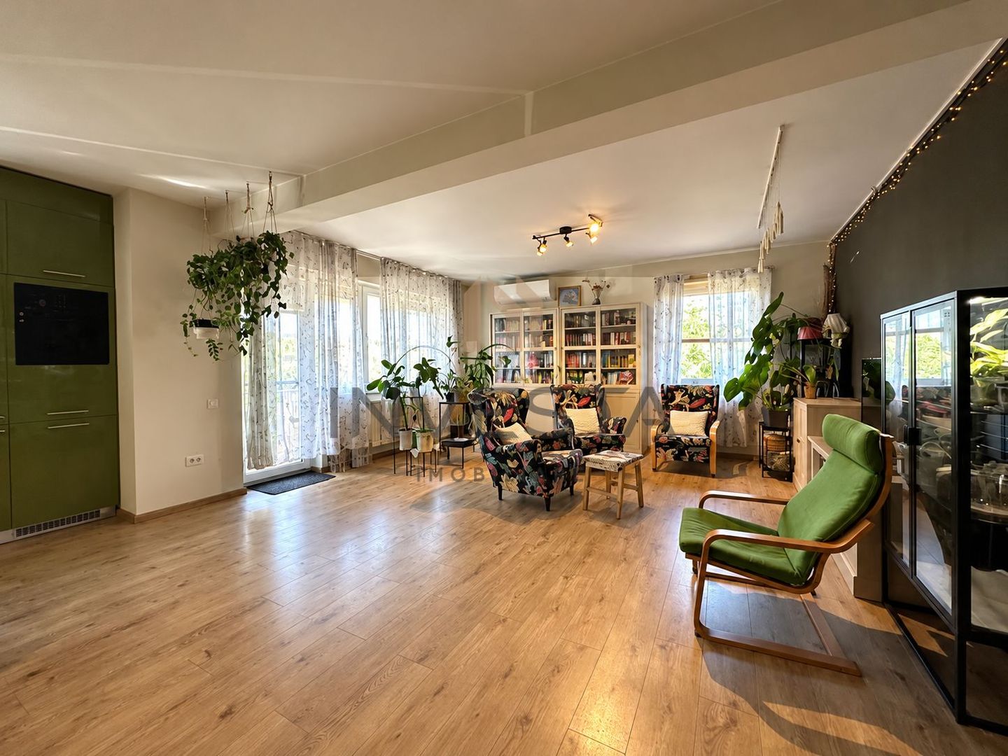 Apartament 3 camere de 117 mp cu 2 parcari incluse, cartier Buna Ziua! - Poză 9