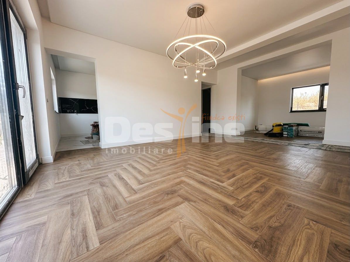 Casă individuală în Rediu – confort, terasă panoramică și acces rapid - Poză 8