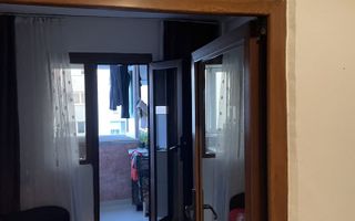 Apartament 3 camere, decomandat, centrala proprie | Auchan Titan - Poză 4