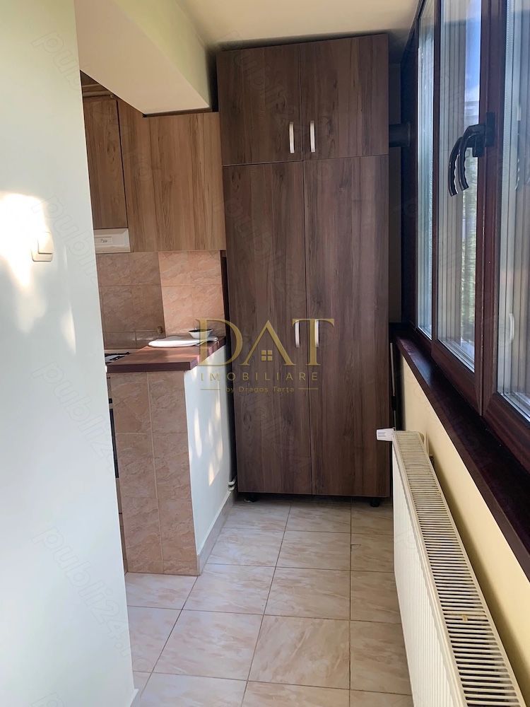 De vanzare apartament 3 camere | semidecomandat | Cartierul Gheorgheni - Poză 9