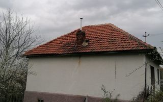 Casă de vânzare în Cerisor – liniște, natură și teren generos! - Poză 4