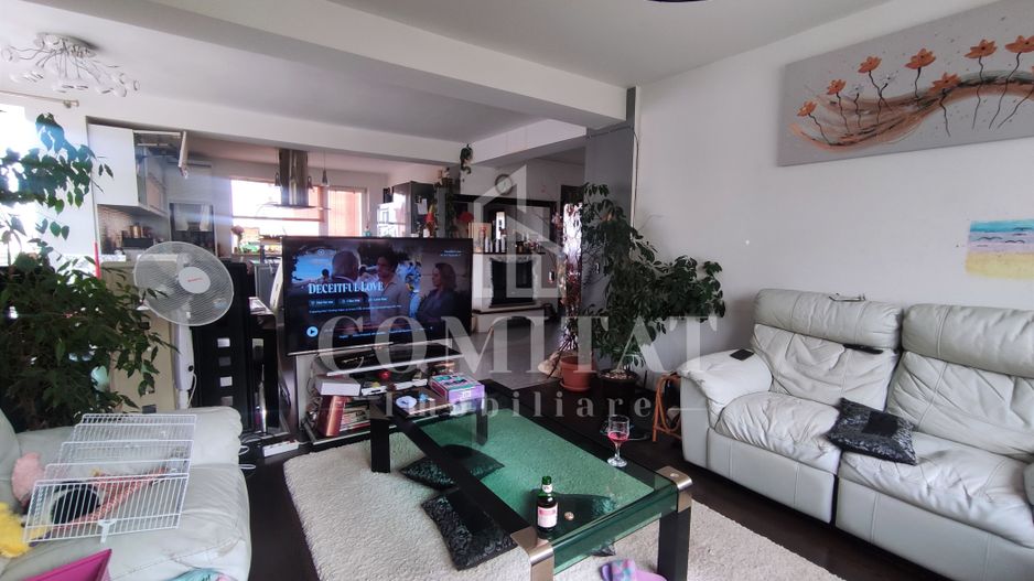 APARTAMENT DE VÂNZARE | TERASĂ 11 MP + PARCARE | BLOC TIP VILĂ - Poză 6