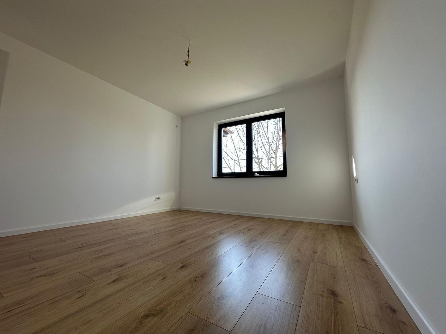 Casa moderna cu mansarda |de inchiriat | Voluntari - Poză 41