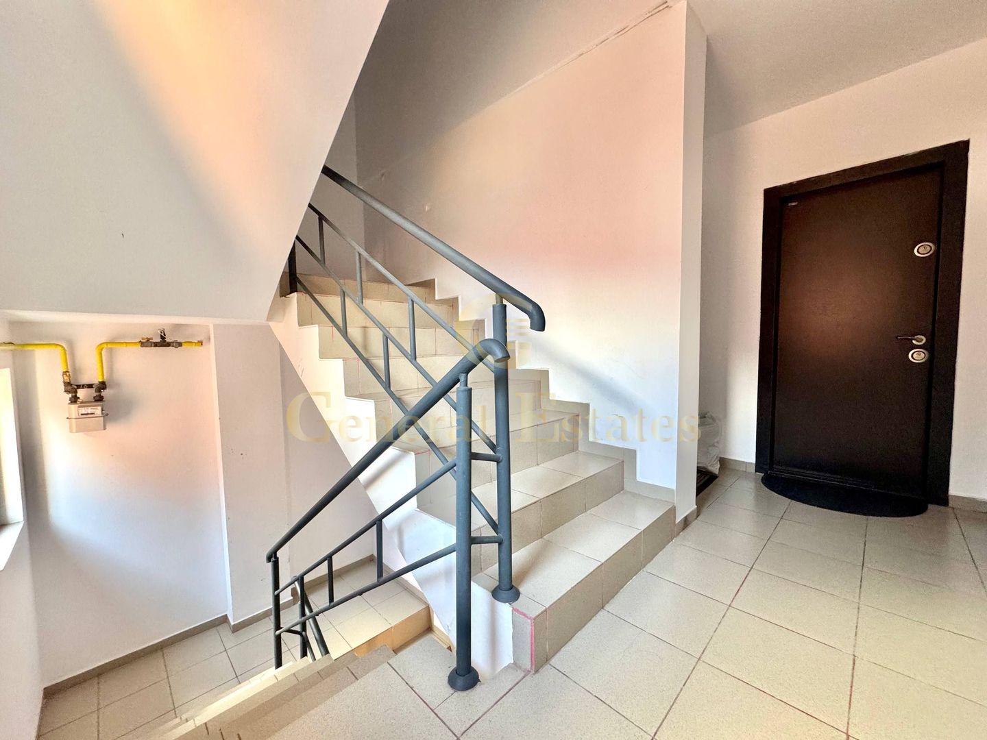 Vânzare apartament cu 3 camere - 130 m.p - în Zona CUG, Iași. - Poză 22