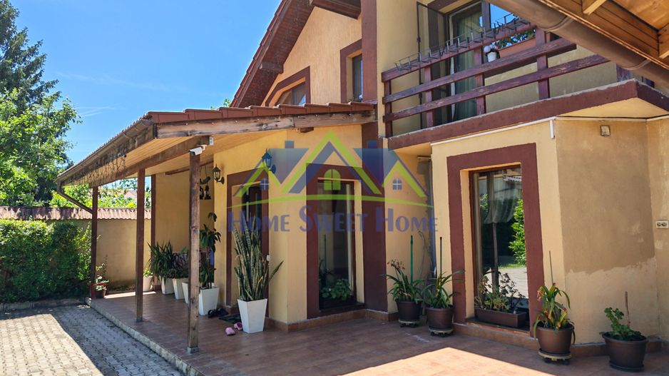 Vand Casa 2 corpuri, P+E, Romanilor, 4 cam, curte, zona de gratar, etc - Poză 2
