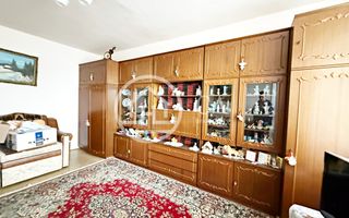 Apartament cu 3 camere de inchiriat in zona Rogerius, Oradea - Poză 2