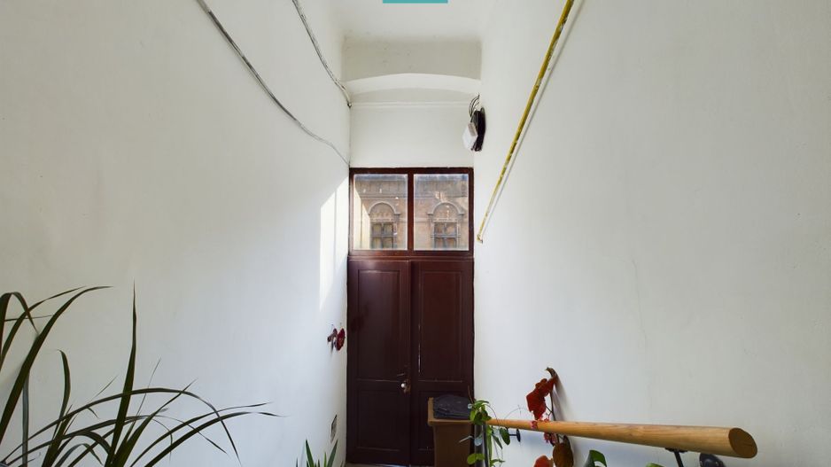 Clădire cu două apartamente zonă centrală - Poză 20