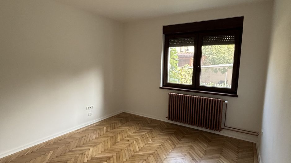 Apartament generos la casa,zona Bogdanestilor - Poză 16