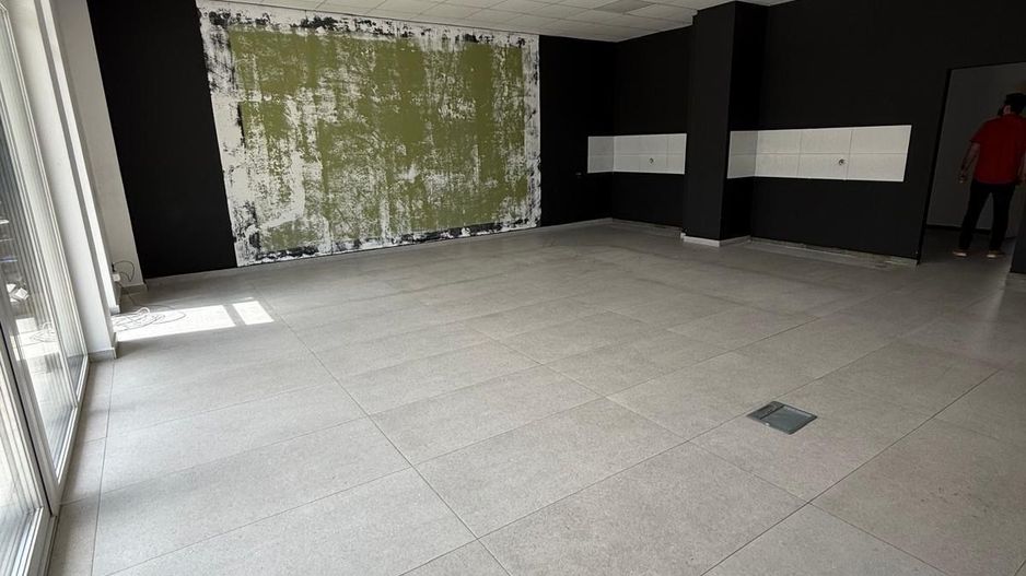 Spatiu comercial de inchiriat, 90 mp, alimentatie publica, Eroilor. - Poză 2