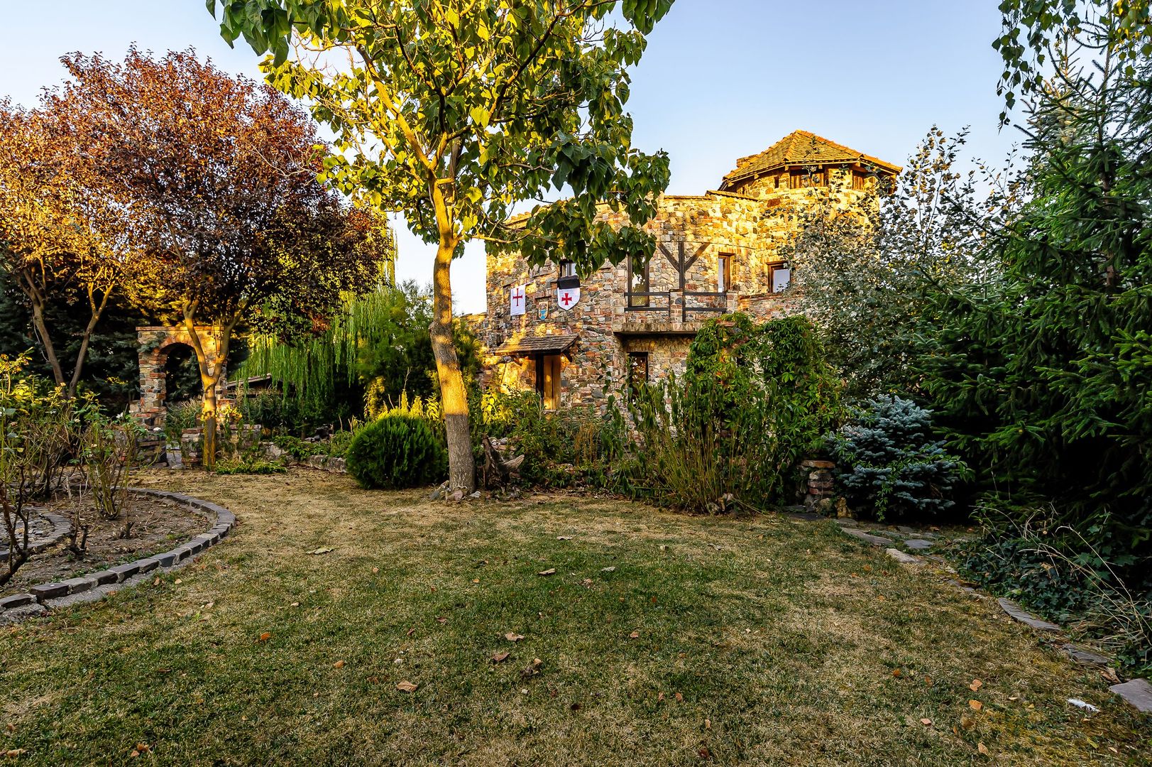 Oportunitate cu totul deosebită, la doar 7 km de Arad! - Poză 4