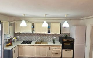 Apartament la cheie / etaj intermediar / Zona Eroilor - Poză 5