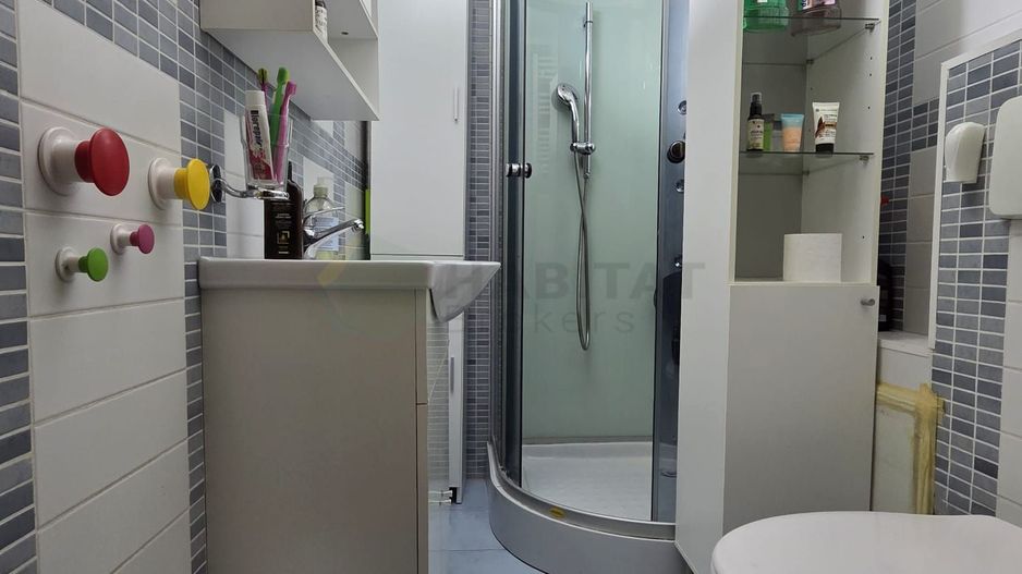 Apartament spațios cu șemineu, 4 camere, boxe, parcare – Metrou Brâncoveanu - Poză 4