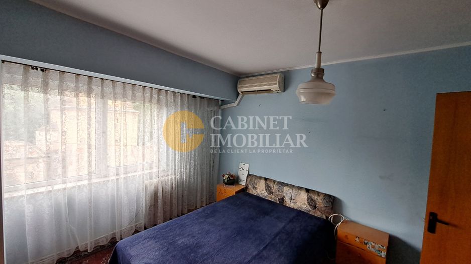 100 mp Ultra-Central: Apartament 4 Camere pe Bd. Independenței (Fără Risc) - Poză 4