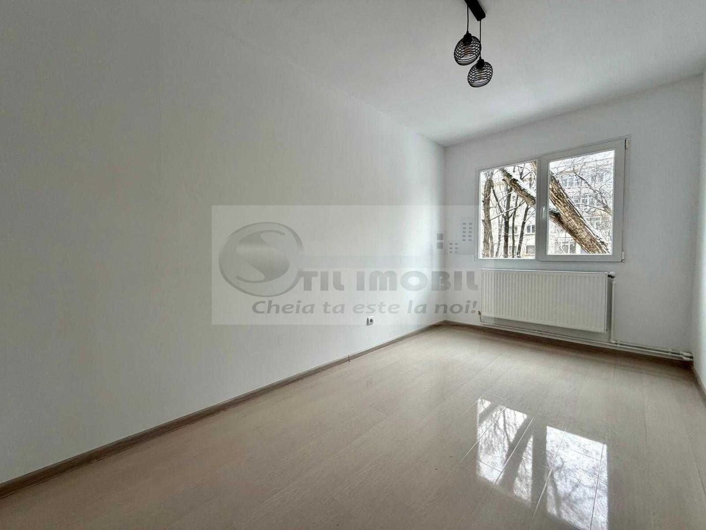 Apartament renovat 60 mp, Zona Podu Ros 128.000 Euro - Poză 5