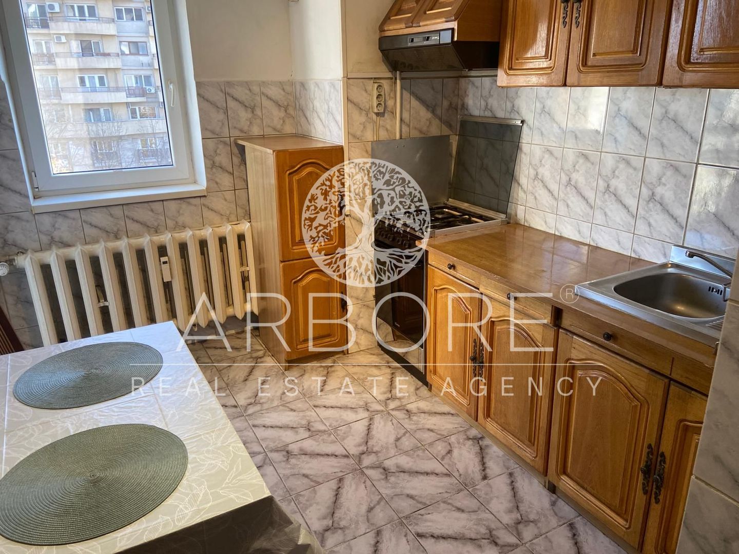 Închiriere apartament 3 camere, decomandat, zona Traian-Unirii - Poză 1