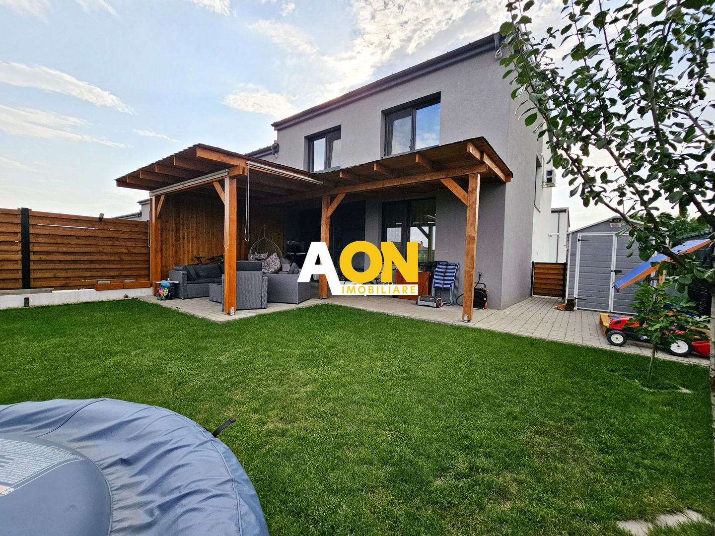 Casa tip insiruit ( capat ), 4 camere, 260 mp teren, Dealul Furcilor - Poză 1