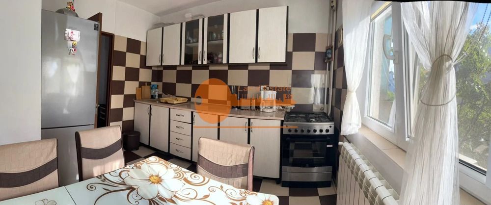 3 camere - 13 septembrie - 1987 - Poză 1