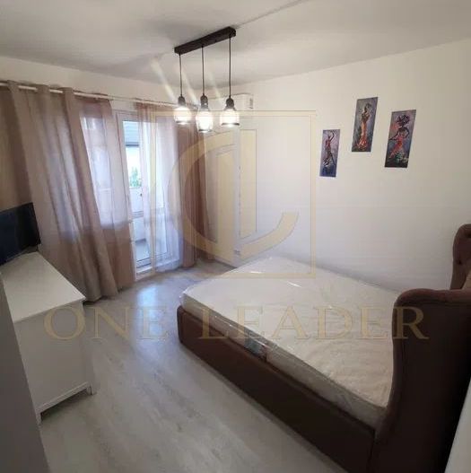 Garsoniera Apărătorii Patriei - centrala proprie - loc de parcare - Poză 1