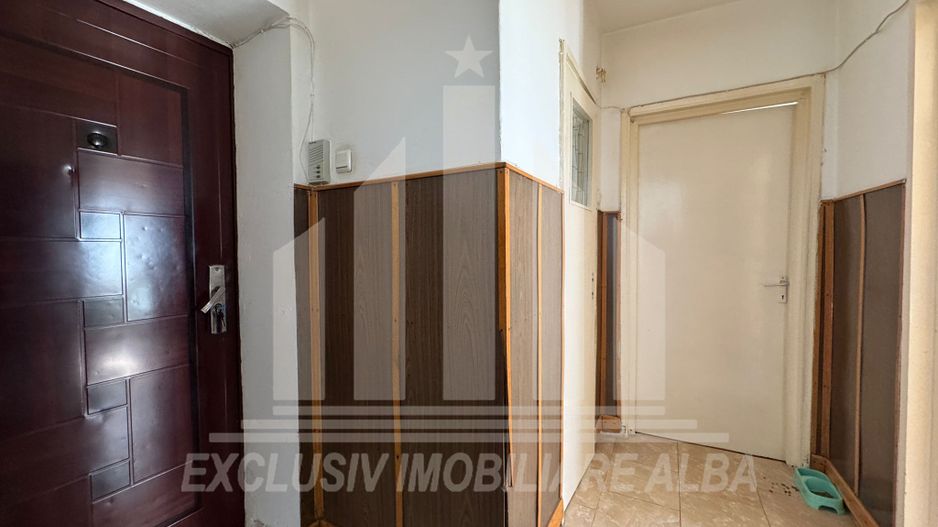 Apartament 3 camere | De vanzare | 55 mp | Etaj 1 | Cetate - Poză 3