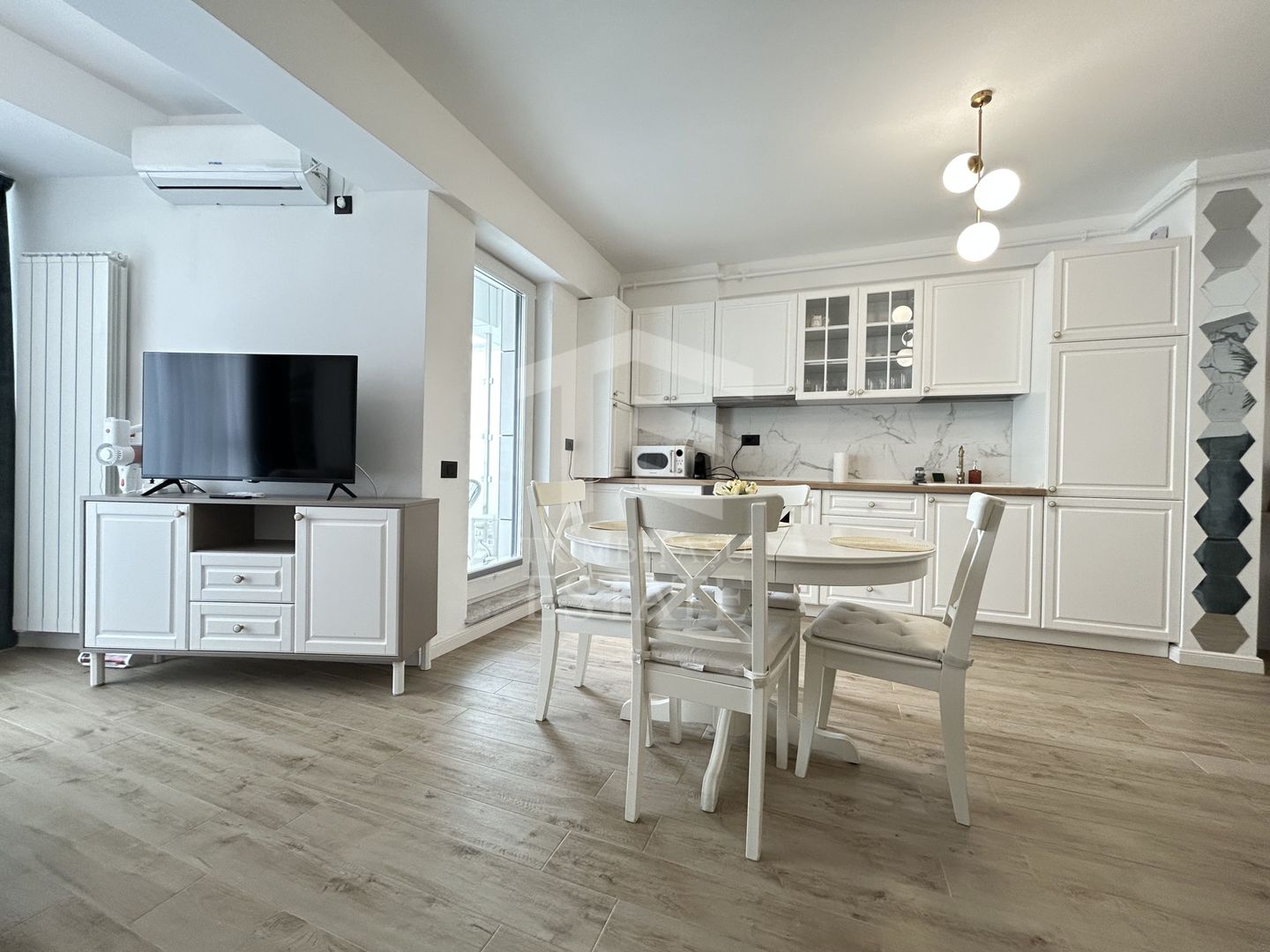 Studio cu vedere frontala la mare | Alezzi Infinity | loc parcare - Poză 4