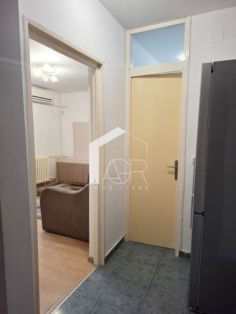 Garsoniera, etajul 1, zona Malu Rosu - Poză 6