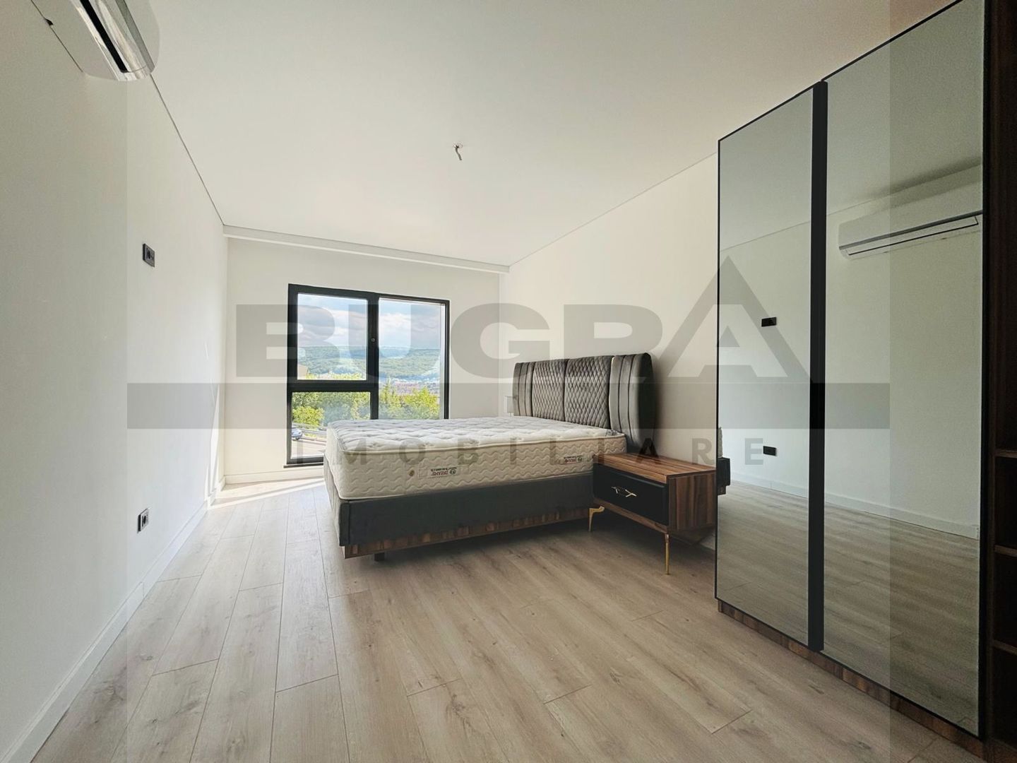 Apartament 4 camere modern, prima inchiriere, garaj, zona Golden Tulip - Poză 4