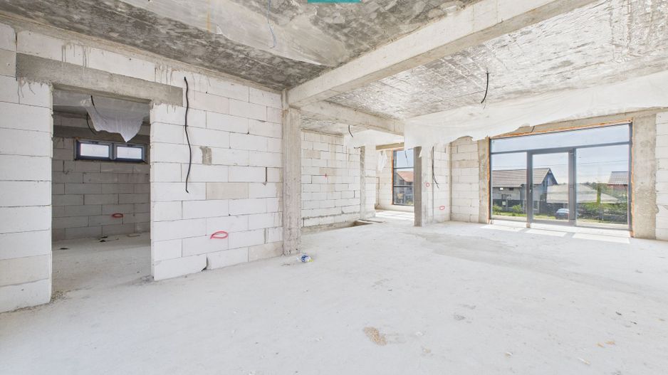 Casa cu etaj la gri in Zimandul Nou - Poză 6