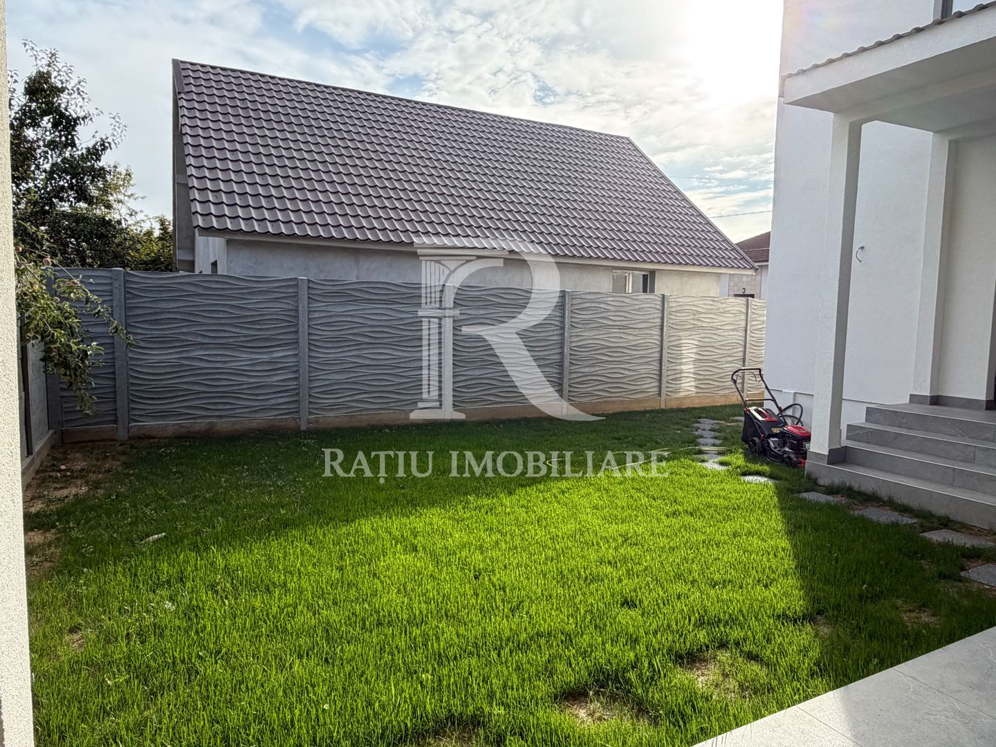 Casa cu 4 dormitoare | Jacuzzi | Sauna | Sanmartin | Oradea - Poză 2