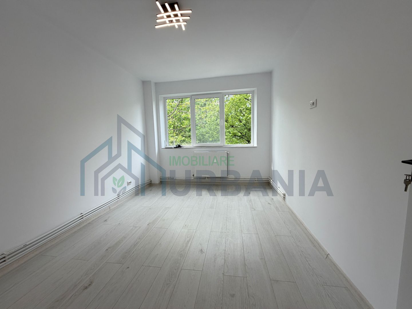 Apartament 2 camere, etajul 2, Tătărași, Iași – vânzare - Poză 1