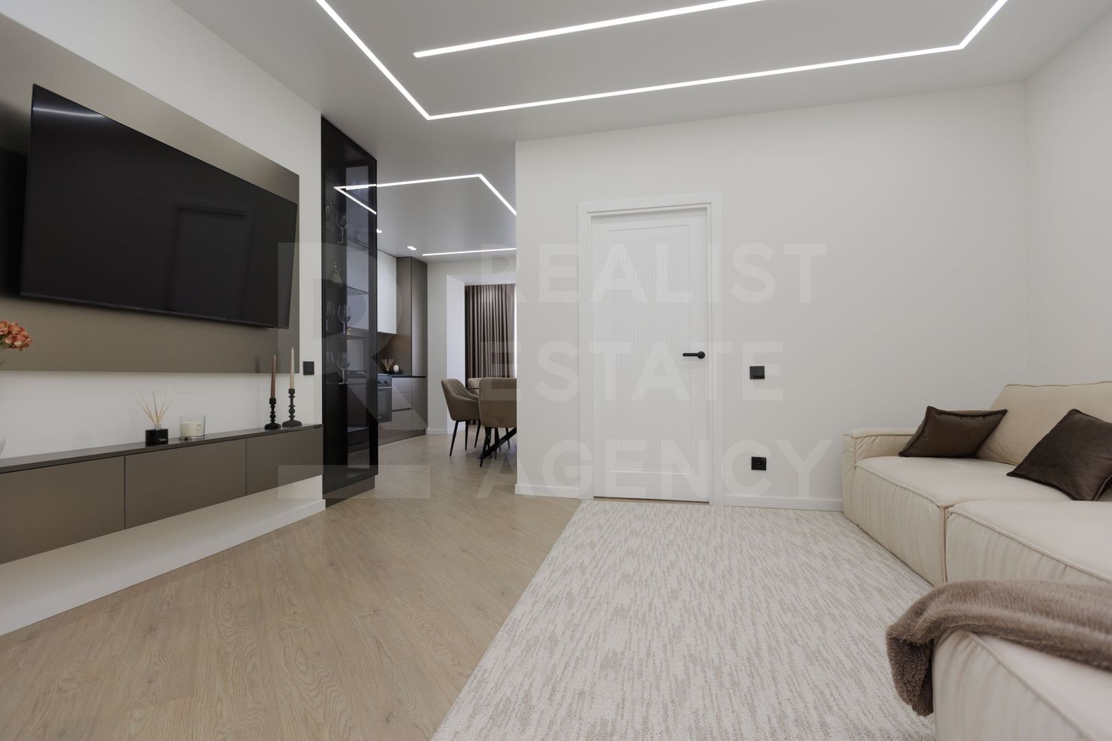 Vânzare, apartament, 2 camere, str. Vasile Lupu, Buiucani - Poză 2