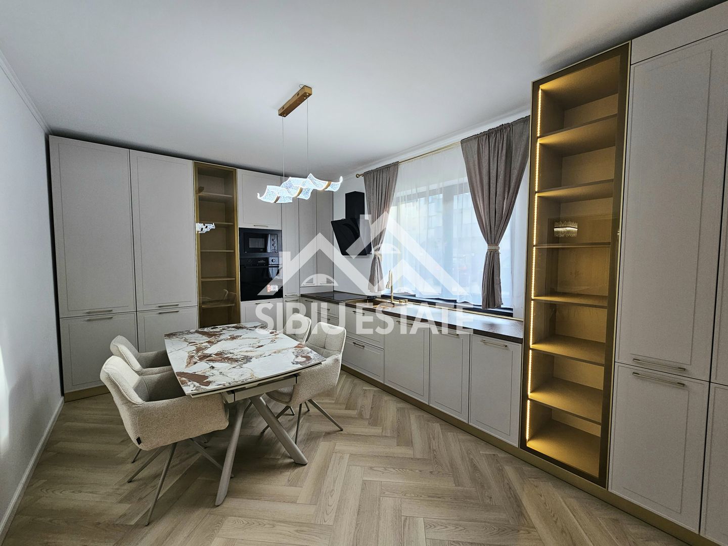 Casa prima chirie NOU  4 camere, 3 bai - Poză 15