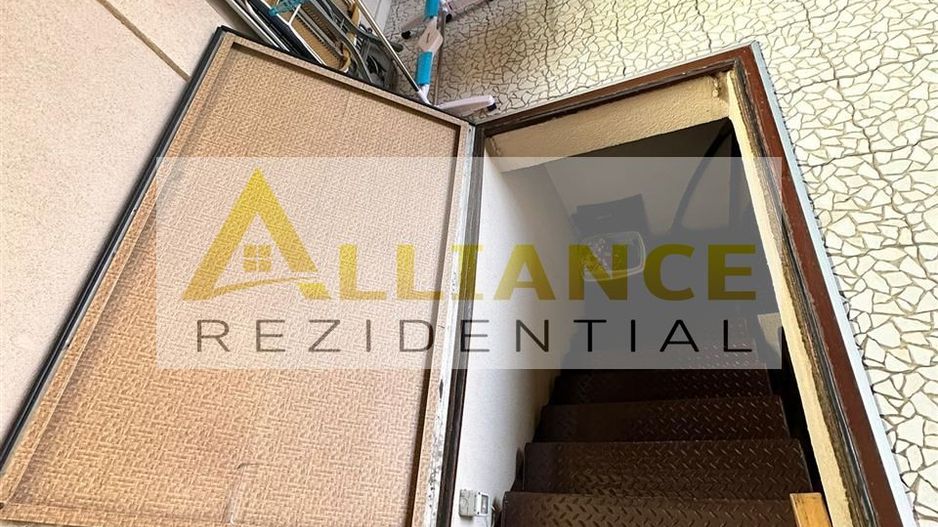 Piata Sudului Casa 4 camere | 3 bai Teren 160 mp - Poză 5