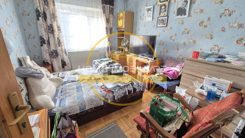 Etaj 2 Apartament 3 Camere Decomandat Pizza Nico - Poză 5