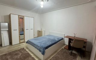 Garsoniera Podu Ros 10 min Centru Palas Mall - Poză 1