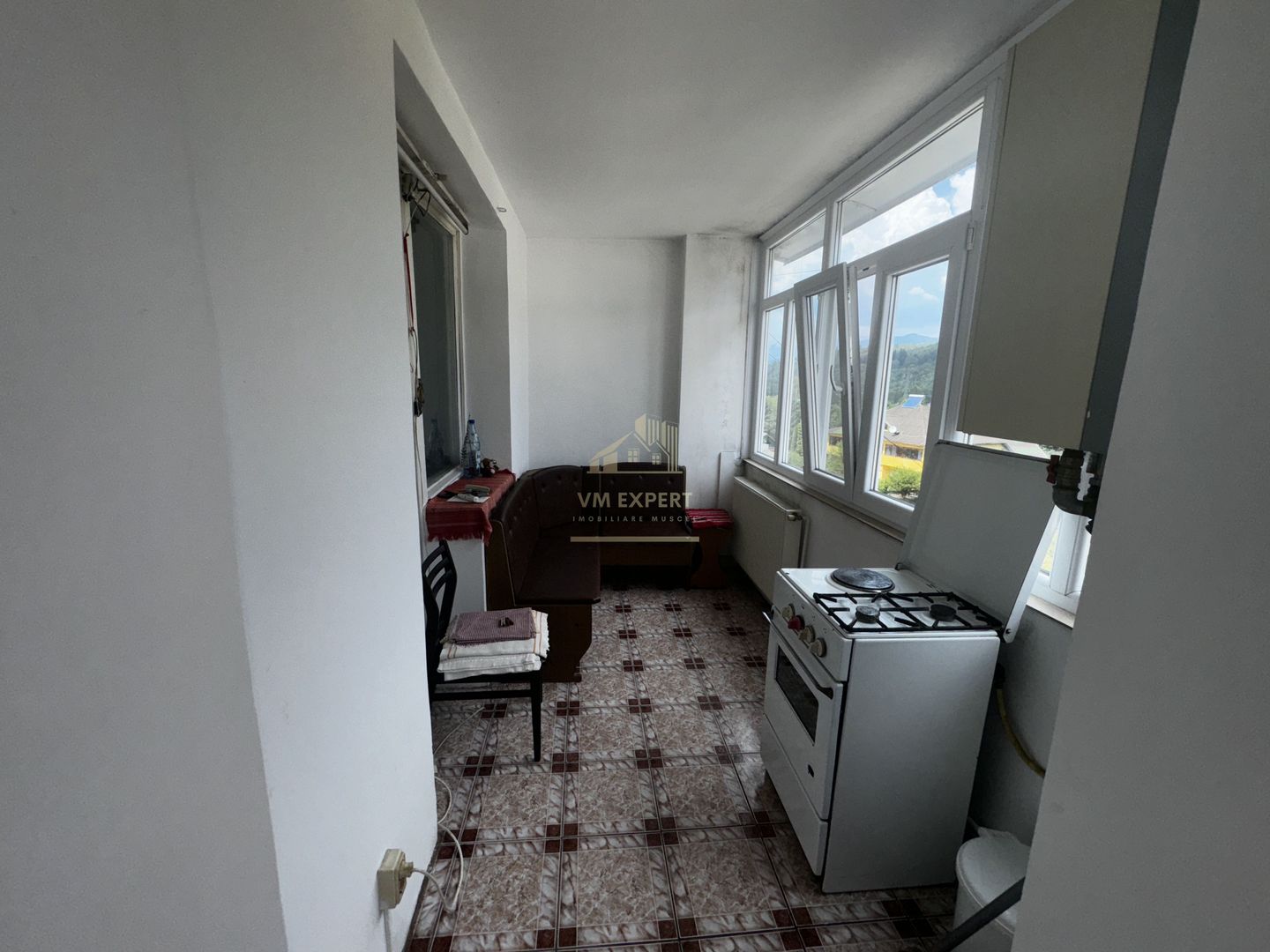 APARTAMENT 2 CAMERE, CAMPULUNG, ETAJ 3, GRUI - Poză 21